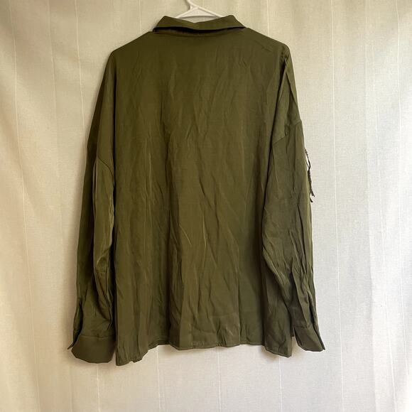 Gorgeous NWOT Western Fringe Satin Top Size XL western - Picture 3 of 5